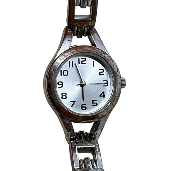 EMD Vintage Ladies Stainless Steel Watch - Japanese Movement Timepiece - Picture 1 of 6